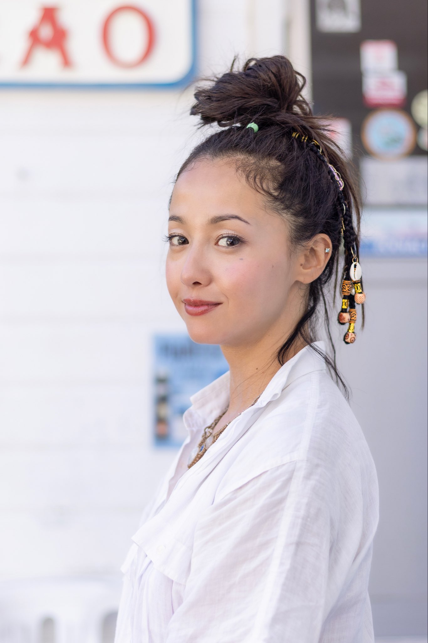 "Quốc bảo nhan sắc" Erika Sawajiri tái xuất: Chiêu đãi fan bằng loạt bikini nóng bỏng, hết bộ này đến bộ khác- Ảnh 10.