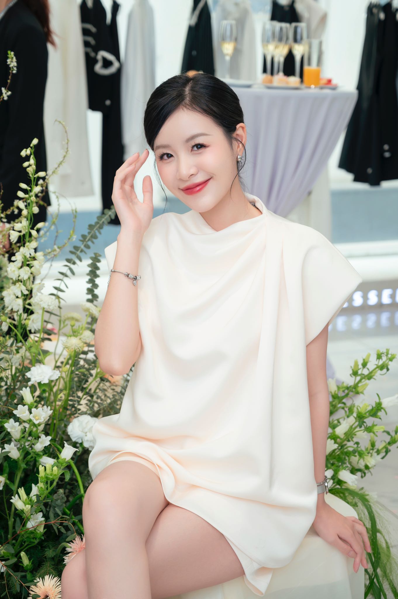Hoa hậu Việt bị miệt thị vì “mặt gian mắt cụp”, nhan sắc thật lại đẹp đắm say lòng người- Ảnh 7.
