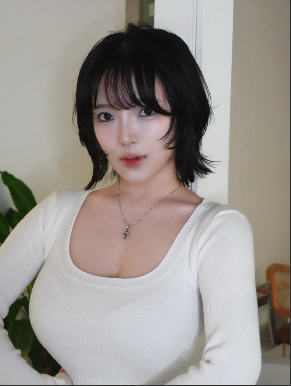 Là biểu tượng gợi cảm suốt một thập kỷ, hot girl đình đám này bất ngờ tuyên bố giải nghệ, fan tiếc nuối không nguôi- Ảnh 4.