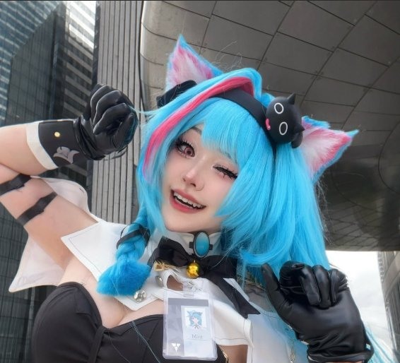 photo-1778132845712
