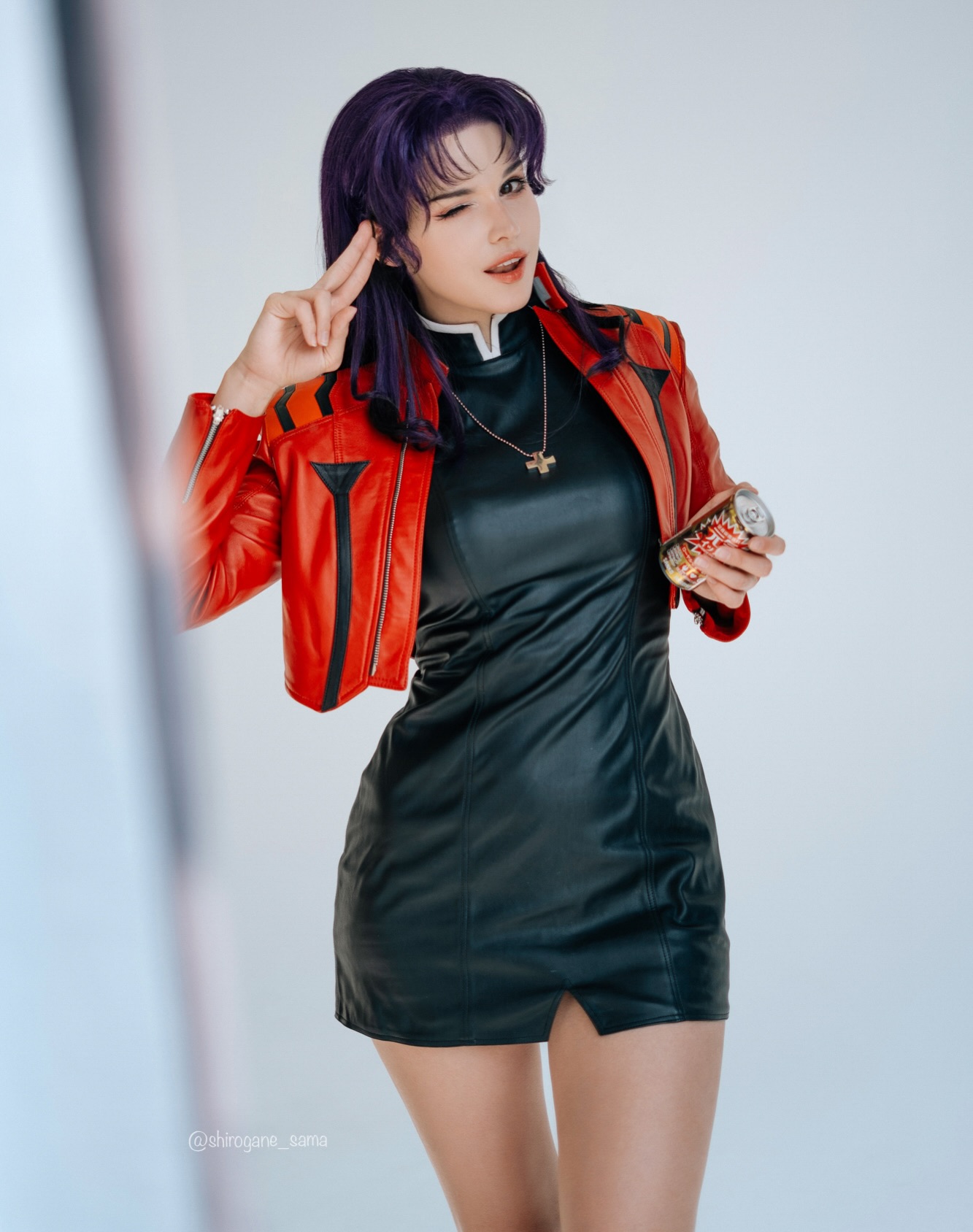 Ngắm màn cosplay Misato Katsuragi "đốn tim" fan Evangelion: Khi sự nổi loạn gặp gỡ vẻ quyến rũ- Ảnh 2.