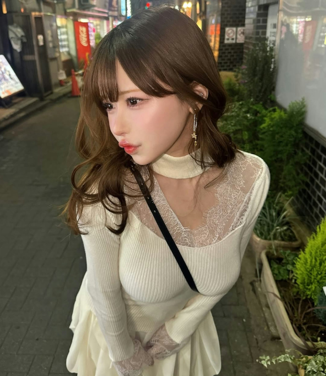 Thay đổi ngày càng gợi cảm hơn, hot girl xinh đẹp khiến fan ngỡ ngàng, thừa nhận coi Yua Mikami là hình mẫu- Ảnh 4.