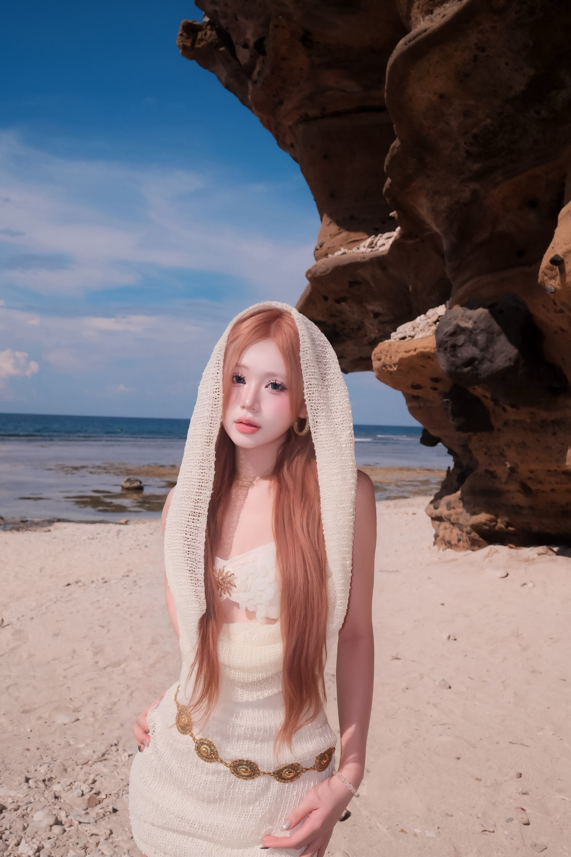 "Hô biến" Đảo Lý Sơn Việt Nam "lên ảnh" đẹp như phim, hot girl xinh đẹp khiến CĐM thích thú- Ảnh 1.