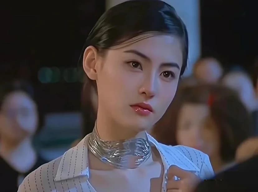 Cảnh nóng đầu tiên của Trương Bá Chi bạo đến mức nào mà khiến một phim bom tấn hot trở lại sau 21 năm- Ảnh 3.