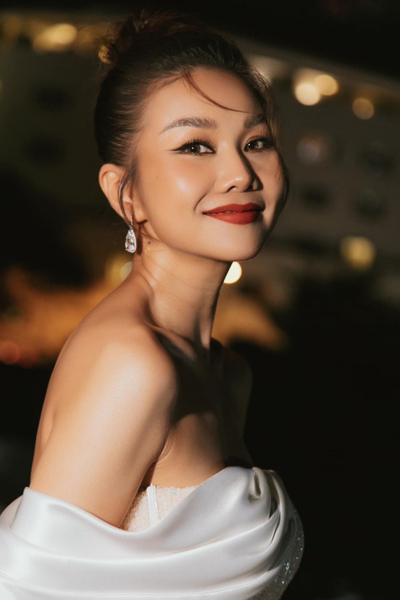 5 nữ diễn viên có nụ cười đẹp nhất Việt Nam: Minh Hằng xếp sau Lan Ngọc, hạng 1 rạng rỡ hơn cả mặt trời- Ảnh 7. 5 nữ diễn viên có nụ cười đẹp nhất Việt Nam: Minh Hằng xếp sau Lan Ngọc, hạng 1 rạng rỡ hơn cả mặt trời- Ảnh 7.