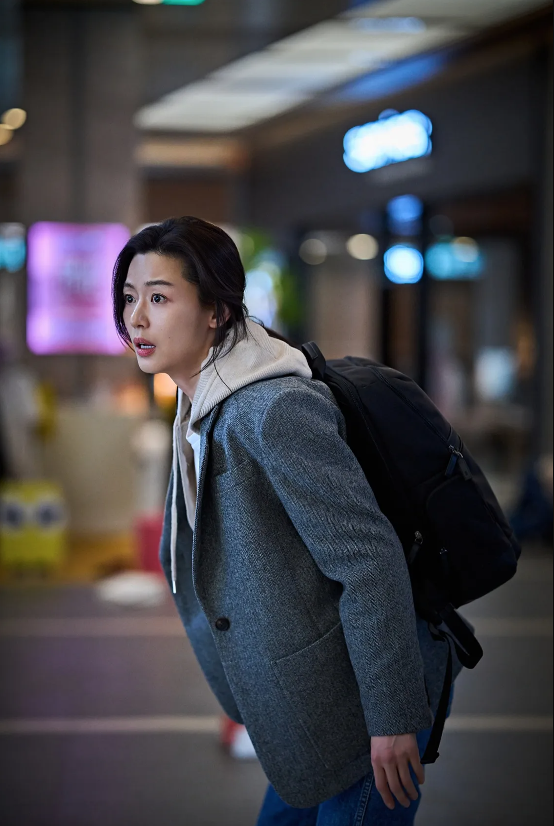 10 năm mới lại có phim Hàn hay như Train to Busan: Nữ chính là "phao chống flop", cơn lốc quét ngang toàn cầu- Ảnh 3. 10 năm mới lại có phim Hàn hay như Train to Busan: Nữ chính là "phao chống flop", cơn lốc quét ngang toàn cầu- Ảnh 3.