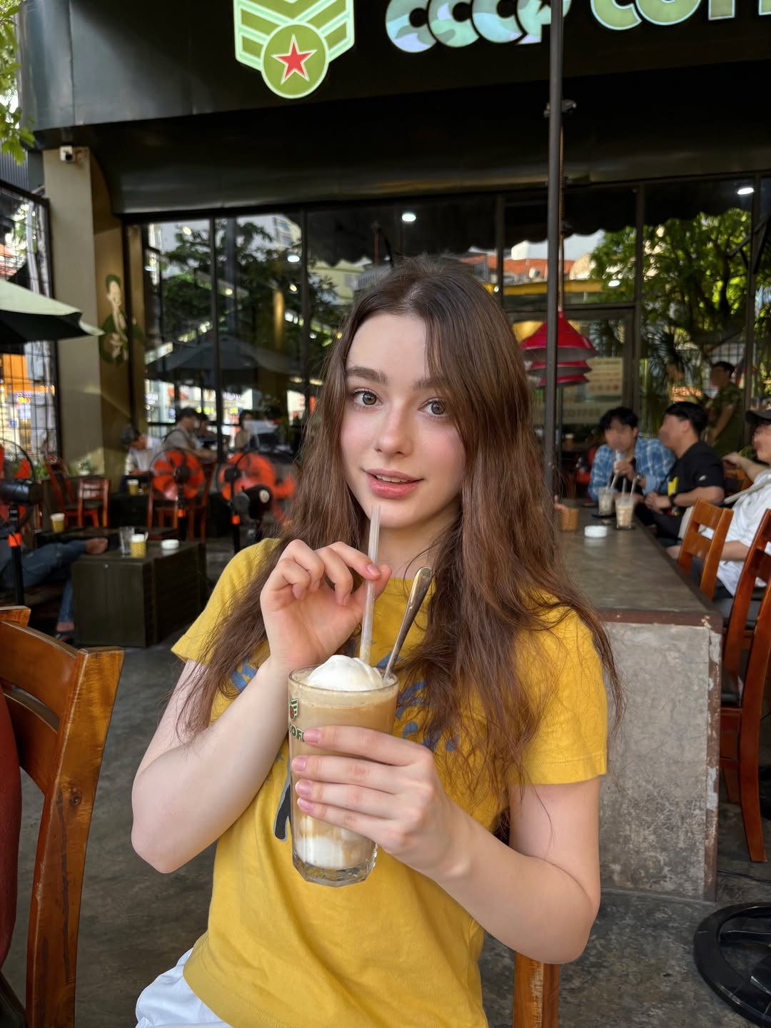 "Thiên thần Nga" sở hữu gương mặt đẹp nhất thế giới, ai gặp cũng phải cảm thán về một điểm- Ảnh 9.