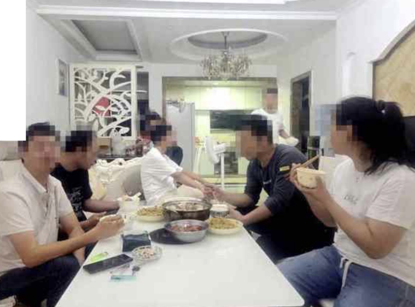 Những chiếc bẫy tình yêu bọc đường: Người đàn ông điêu đứng vì bị lừa tiền, lấy phải vợ "ba đời chồng", mắc giang mai, nợ nần- Ảnh 3.