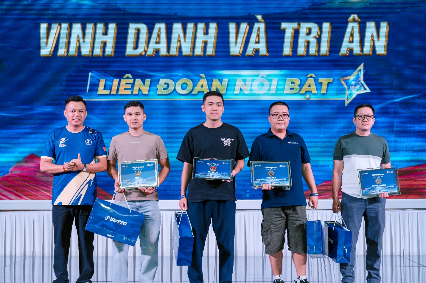 Big Offline 2 tuổi Be A Pro: Football - hành trình kề vai, tri ân cộng đồng- Ảnh 2.