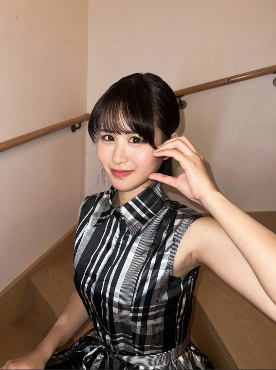 Đang là đầu bếp tại nhà hàng Michelin 3 sao, cô gái xinh đẹp bất ngờ chuyển hướng thành hot girl gợi cảm, gây sốc CĐM- Ảnh 6.