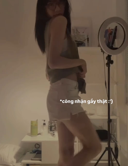 Bị chê quá gầy, hot girl "lột xác", chăm chỉ "độ dáng" khiến người yêu cũ phải hối hận- Ảnh 2.