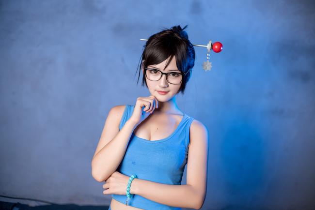 cosplay-co-nang-Me-quyen-ru-trong-over-watch-24