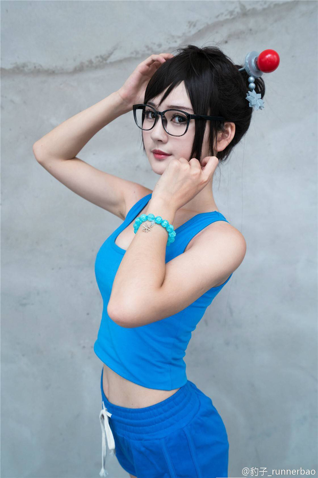 cosplay-co-nang-Me-quyen-ru-trong-over-watch-21