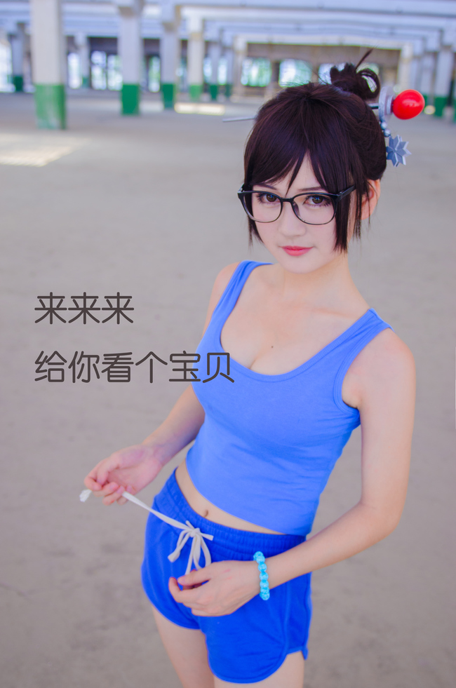 cosplay-co-nang-Me-quyen-ru-trong-over-watch-1