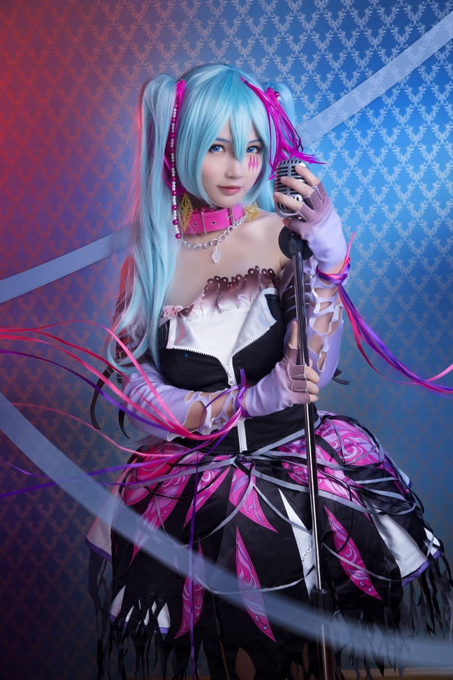 Cosplay Hatsune Miku cực dễ thương dành cho fan hâm mộ