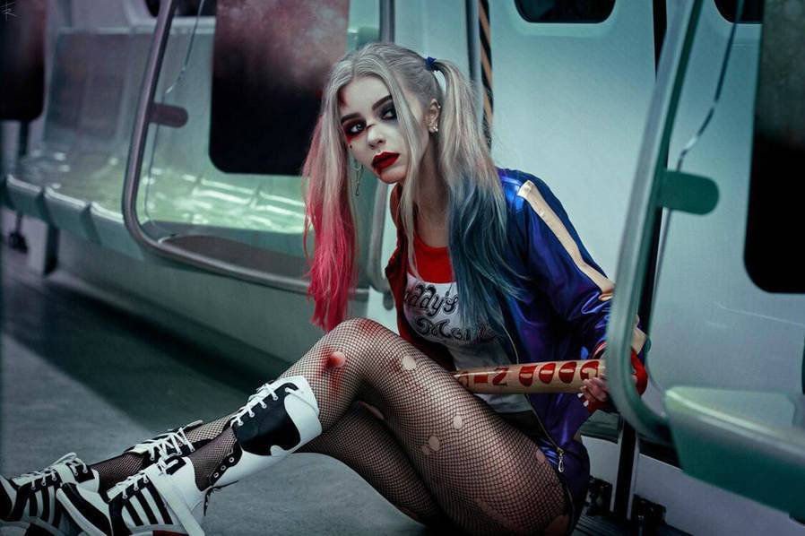 cosplay-Harley-Quinn-giong-y-het-nhu-trong-phim-3