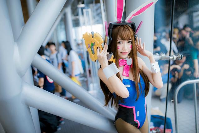 Tuyt Vi B Nh Cosplay DVa Chn Thon Cc D Thng Trong Overwatch