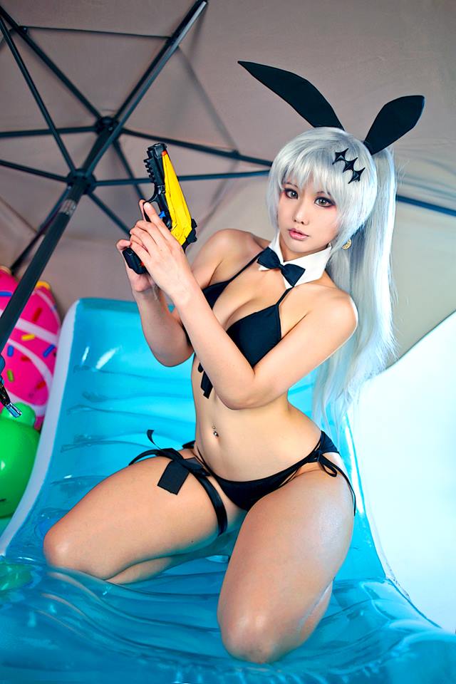 Bỏng mắt với bộ ảnh cosplay Girls' Frontline của nữ coser Tasha