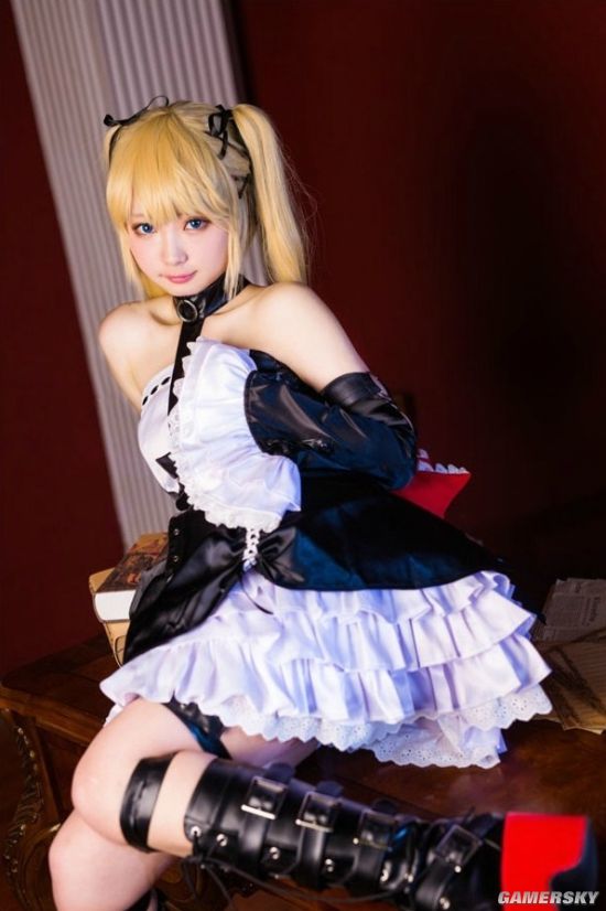 Cùng ngắm cosplay nữ sinh Marie Rose cực đáng yêu trong Dead or Alive 5