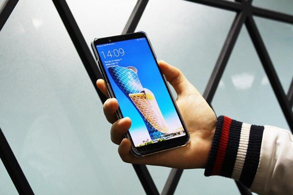 Top 5 smartphone tầm trung mang lại trải nghiệm giải trí tốt nhất hiện nay