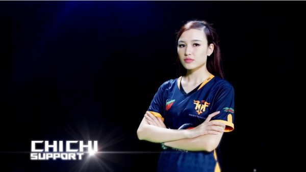 Chi trong màu áo của FFQ
