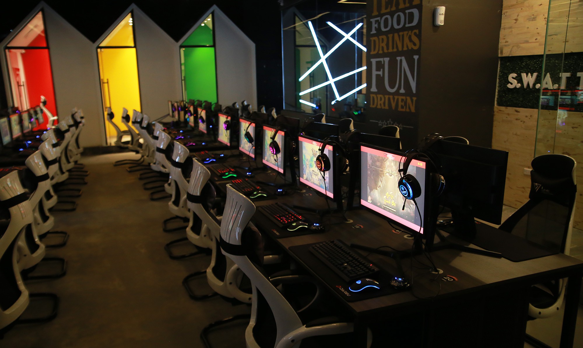 LEVEL Gaming E Sports Center Cyber game đẳng cấp