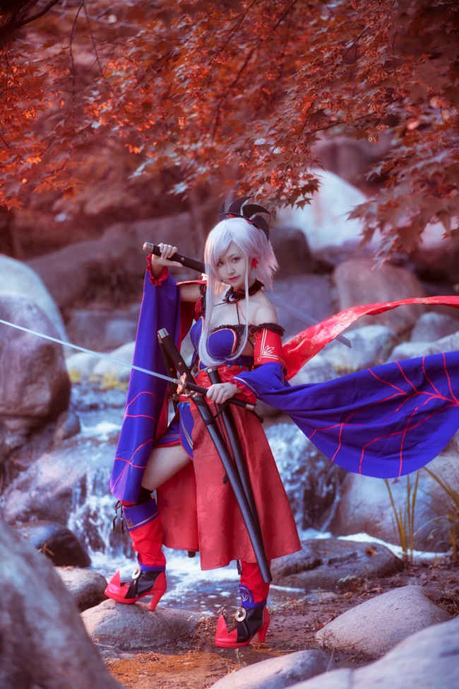 Ngất ngây với cosplay nàng Saber tuyệt đẹp trong Fate/Grand Order