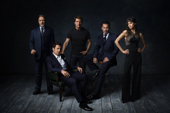 Các thành viên của Vũ trụ Bóng đêm: (từ trái sang) Russell Crowe, Javier Bardem, Tom Cruise, Johnny Depp và Sofia Boutella