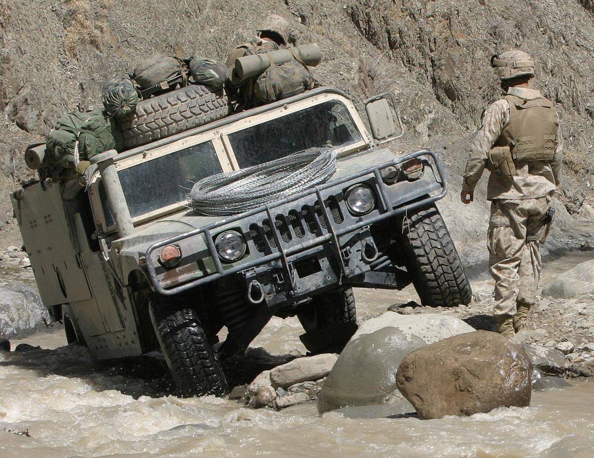 Hãng sản xuất xe Hummer bất ngờ kiện Call of Duty vì đưa nó vào game mà không xin phép