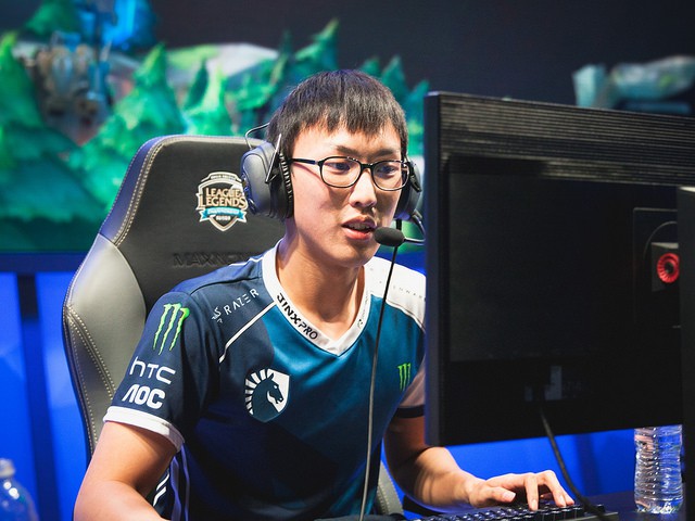 Hé lộ mức lương siêu khủng khiến Impact sang Liquid mà không về SKT T1, Doublelift đã tìm được nhà mới