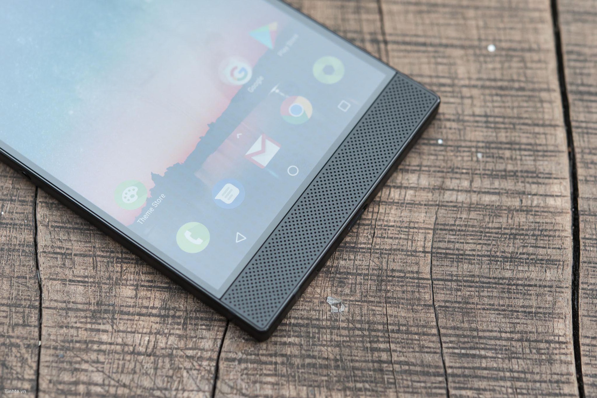 Suýt chút nữa Razer Phone đã 