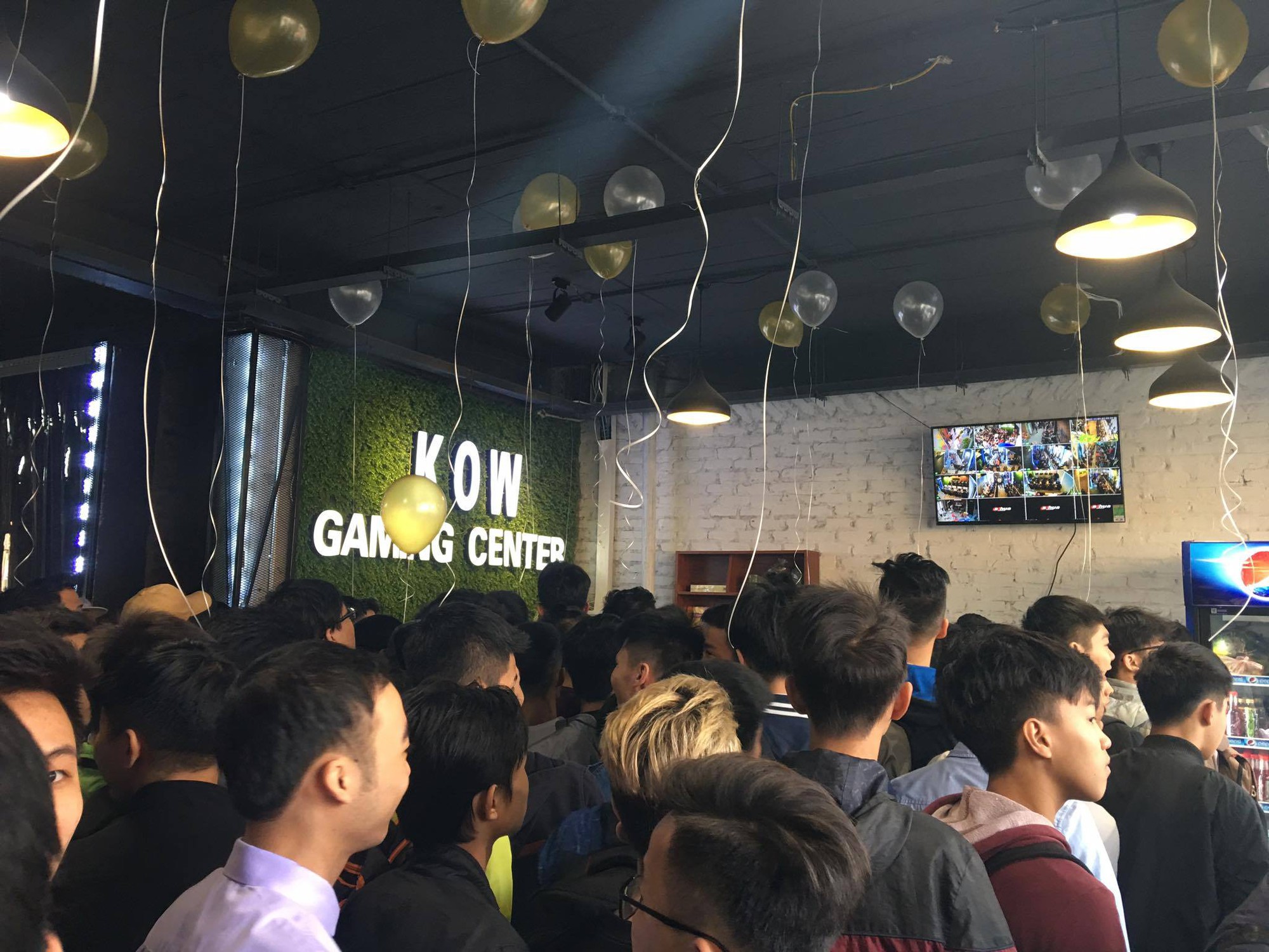  KOW Gaming Center - cơ ngơi đầu tiên của KOW 