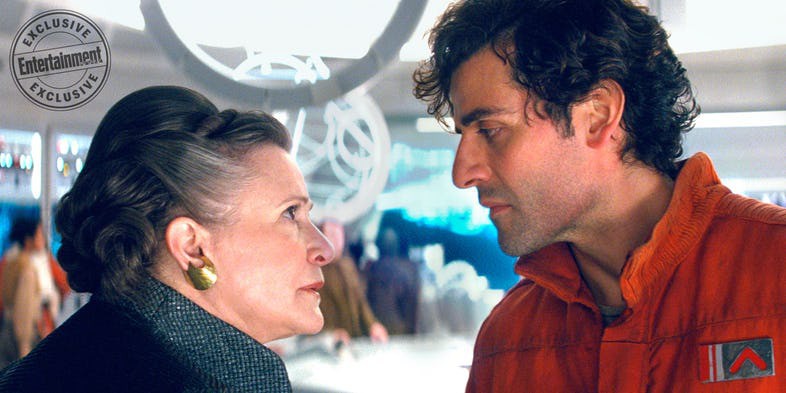 Tư lệnh Leia và chàng phi công trẻ Poe