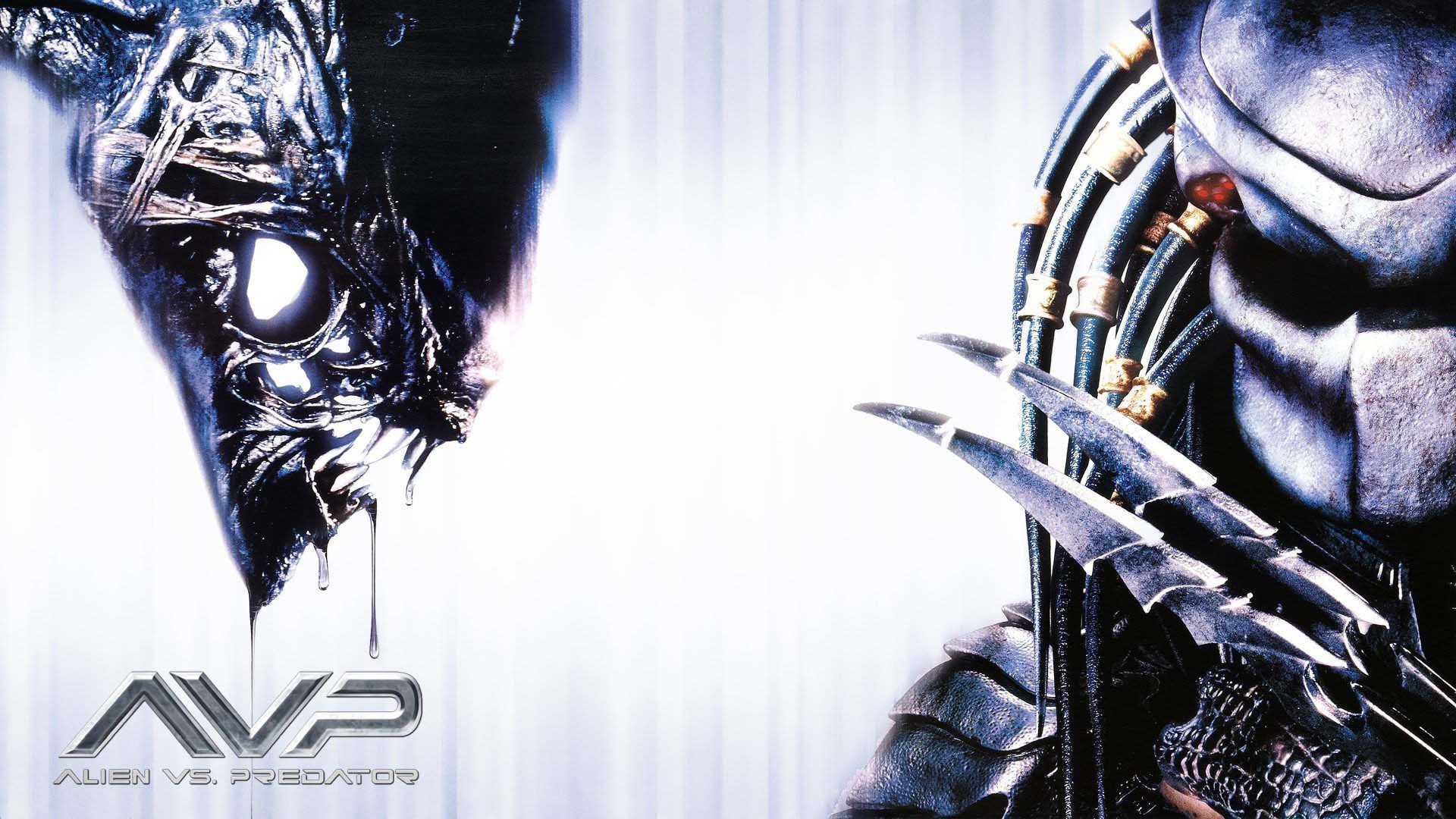 Alien và Predator: Số phận mù mịt của hai kẻ săn mồi trong tay chuột nhắt