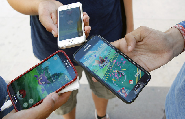 Top game mobile hay nhất trên iOS và Android trong năm 2017