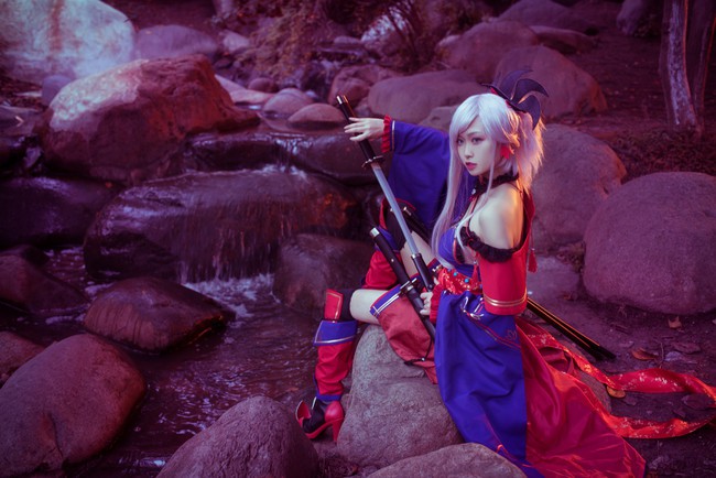 Ngất ngây với cosplay nàng Saber tuyệt đẹp trong Fate/Grand Order