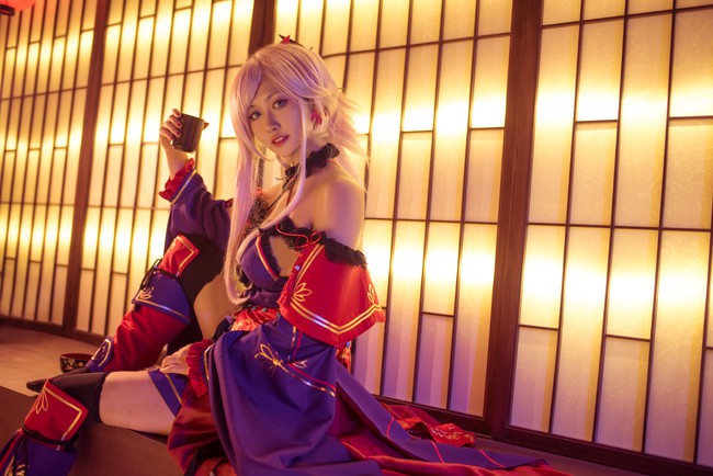 Ngất ngây với cosplay nàng Saber tuyệt đẹp trong Fate/Grand Order