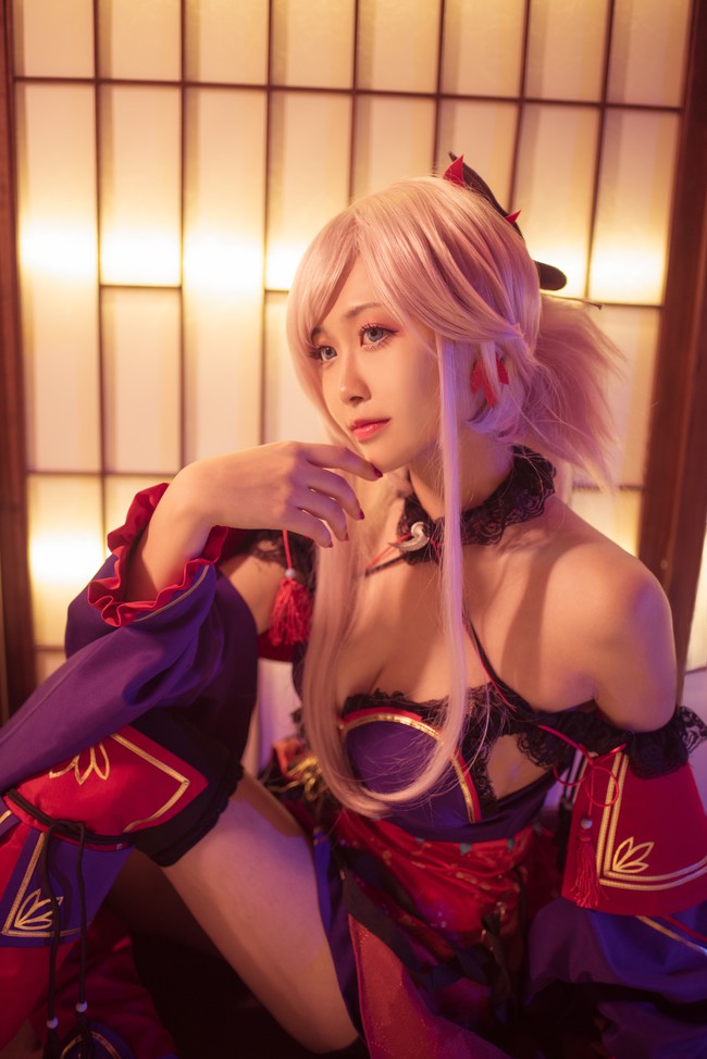 Ngất ngây với cosplay nàng Saber tuyệt đẹp trong Fate/Grand Order