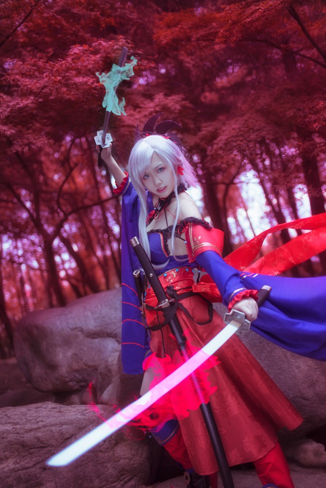 Ngất ngây với cosplay nàng Saber tuyệt đẹp trong Fate/Grand Order