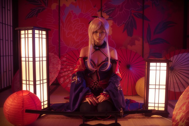 Ngất ngây với cosplay nàng Saber tuyệt đẹp trong Fate/Grand Order