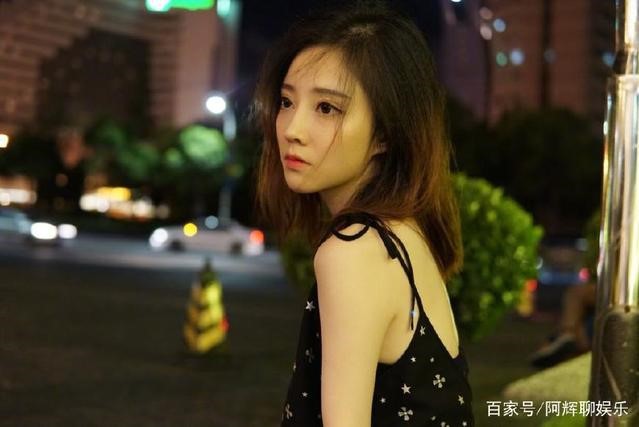 Feng Timo, nữ Streamer xinh đẹp từng kiếm 33 tỷ/ năm và tài năng ca hát vạn người mê - Ảnh 4.