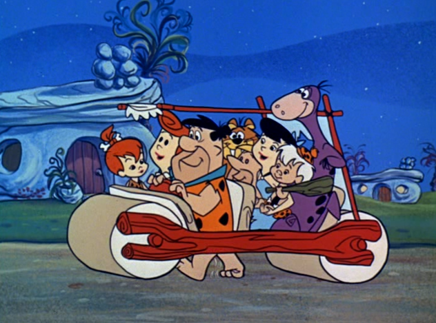 Quá đam mê phim hoạt hình The Flintstones, tài xế Mỹ bị công an tịch thu luôn xe độ thời tiền sử - Ảnh 3.