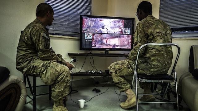 Quân đội Mỹ lập hẳn một đội eSports riêng chỉ chuyên chơi game - Ảnh 2.