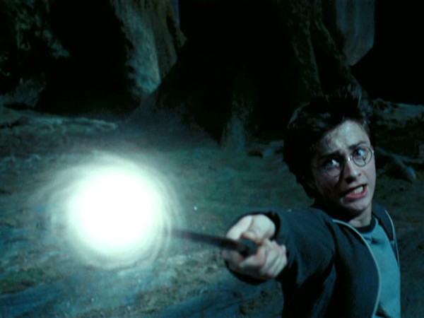 Harry Potter: Làm phù thủy đâu có sướng, nhìn 15 môn mà họ phải học ở trường Hogwarts là biết khổ rồi - Ảnh 2.