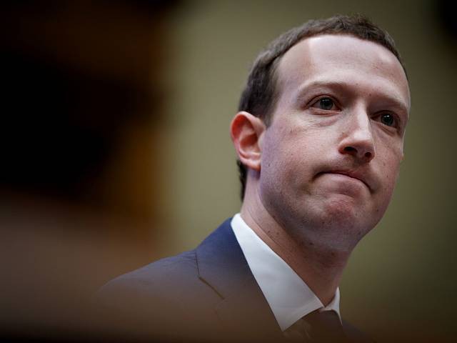 Tài liệu tuyệt mật của Facebook chính thức bị công bố, tiết lộ “danh sách trắng” và email của CEO Mark Zuckerberg - Ảnh 1.