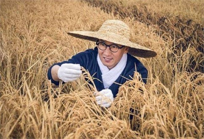 Sao Cbiz lỗi thời: