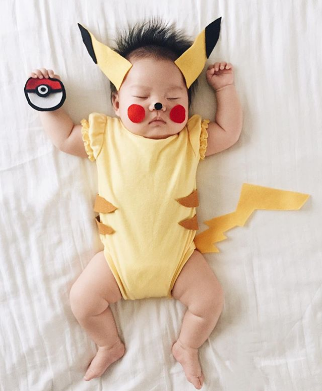  Rồi hóa thân thành cả Pikachu 