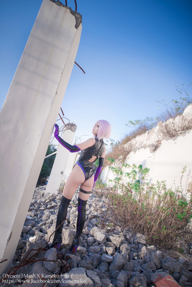 Ngất ngây với cosplay cô nàng Mashu Kyrielight cực gợi cảm trong Fate/Grand Order