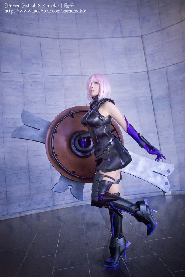 Ngất ngây với cosplay cô nàng Mashu Kyrielight cực gợi cảm trong Fate/Grand Order