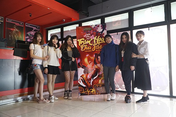  Team nữ Pandora Girls, tập hợp toàn những Cao Thủ LMHT. 